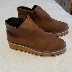 Brown faux leather women's boots. 2" wedge heel with 1" platform.